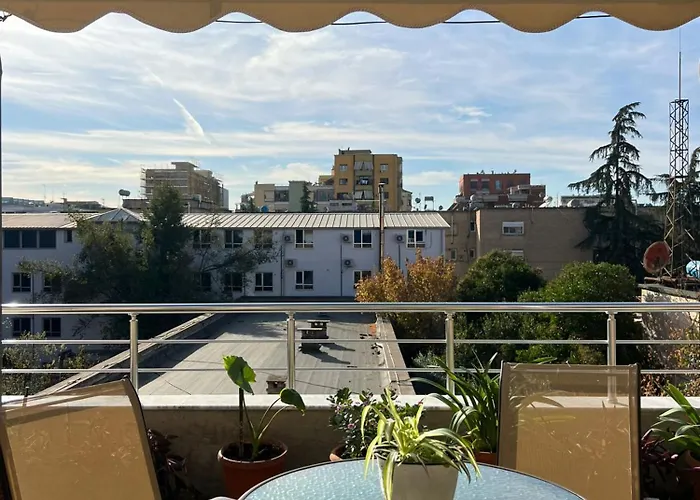 21 Square Oasis * Tirana